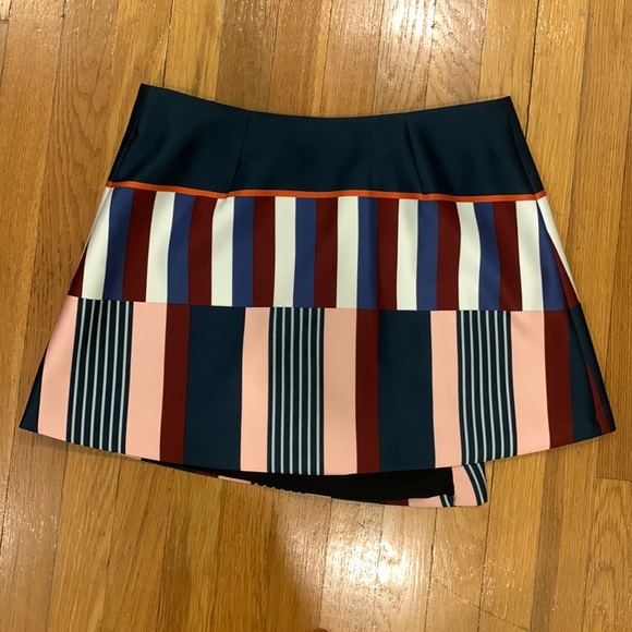 SUNO Color-block Wrap/Asymmetrical Button Close Skirt, Size 10 - Picture 2 of 8